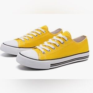 Classic Light Orange Women's Sneakers. Women’s Size 9